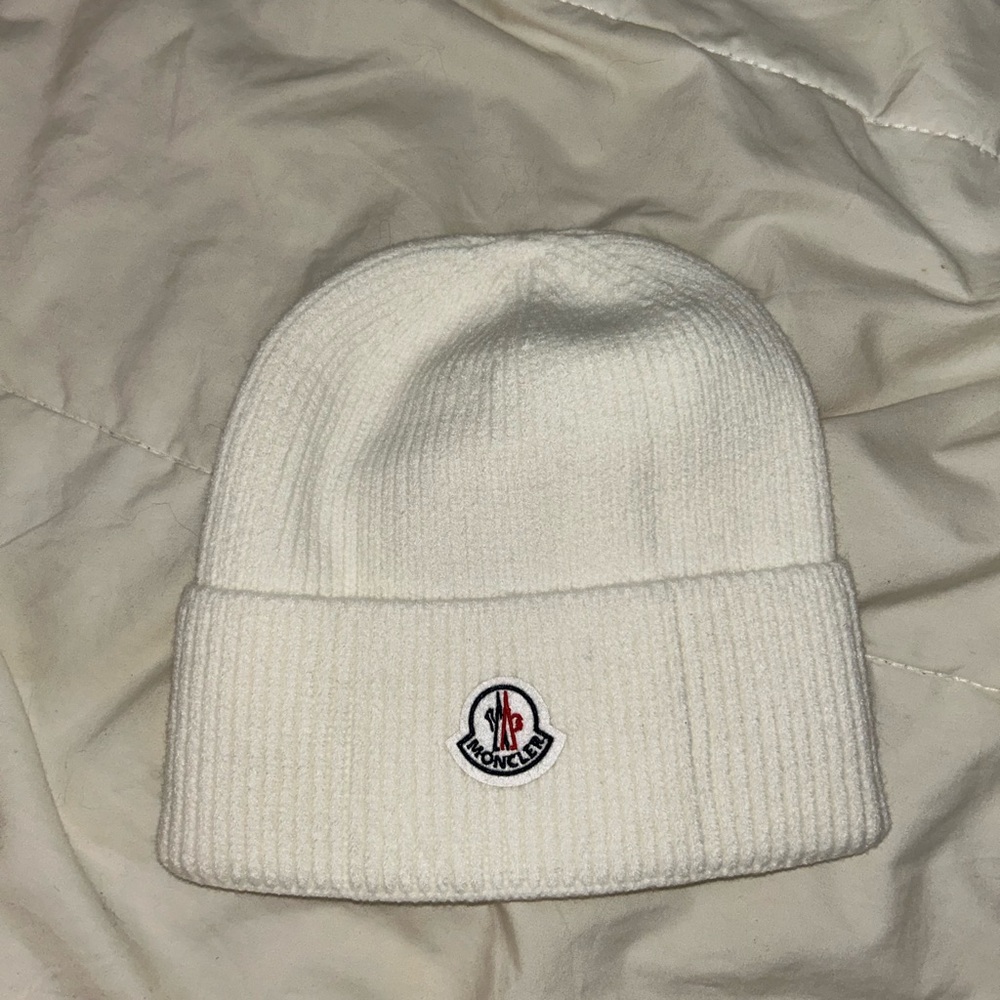 White Moncler beanie